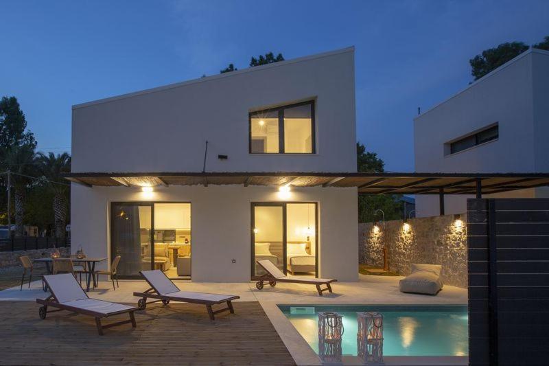 Seascape Villas Vassiliki - Beachfront Villas Buitenkant foto