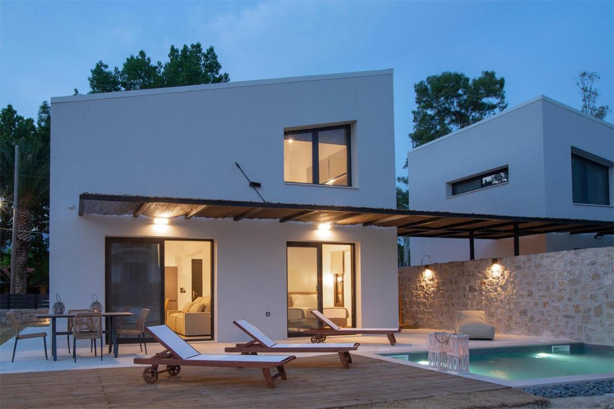 Seascape Villas Vassiliki - Beachfront Villas Buitenkant foto