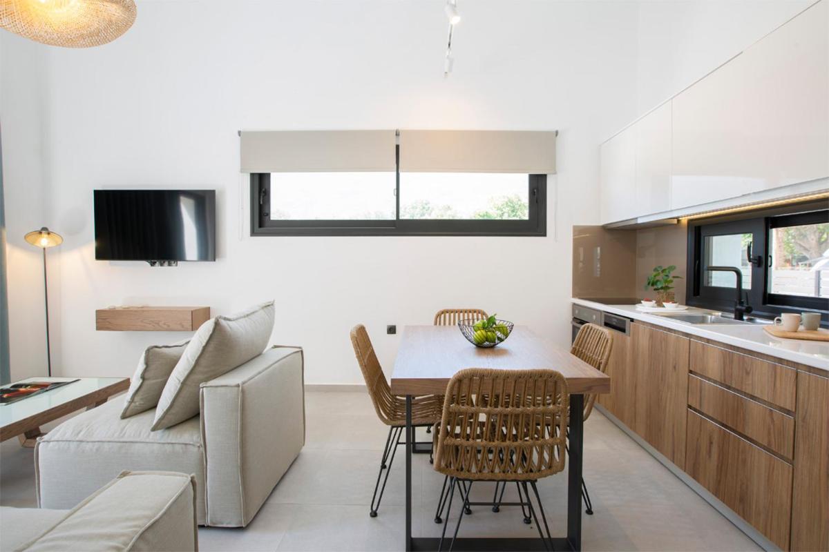 Seascape Villas Vassiliki - Beachfront Villas Buitenkant foto
